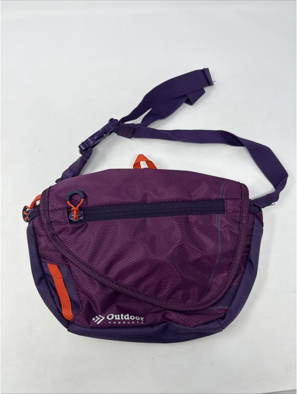 GA7 Outdoor Products Purple Fannypack Day Pack Hiking Marilyn Cross Body Bag S4